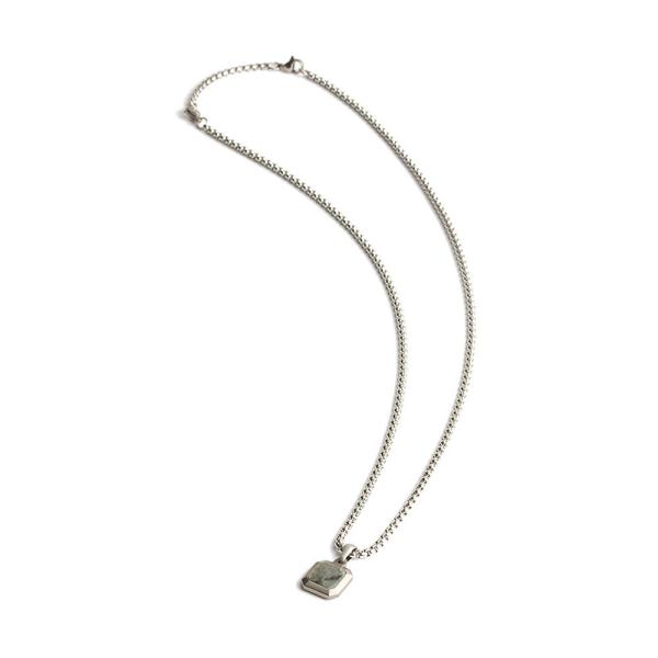 Halskette aus Titan/Stahl mit grauem Larvikit-Stein - Meraki Grey